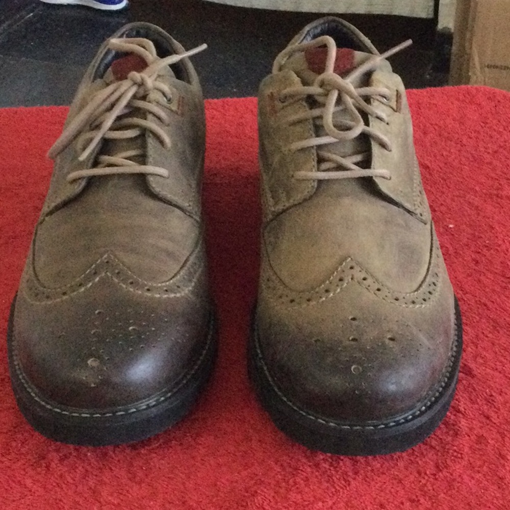Men's Brown Wingtip Casual Dress Shoes